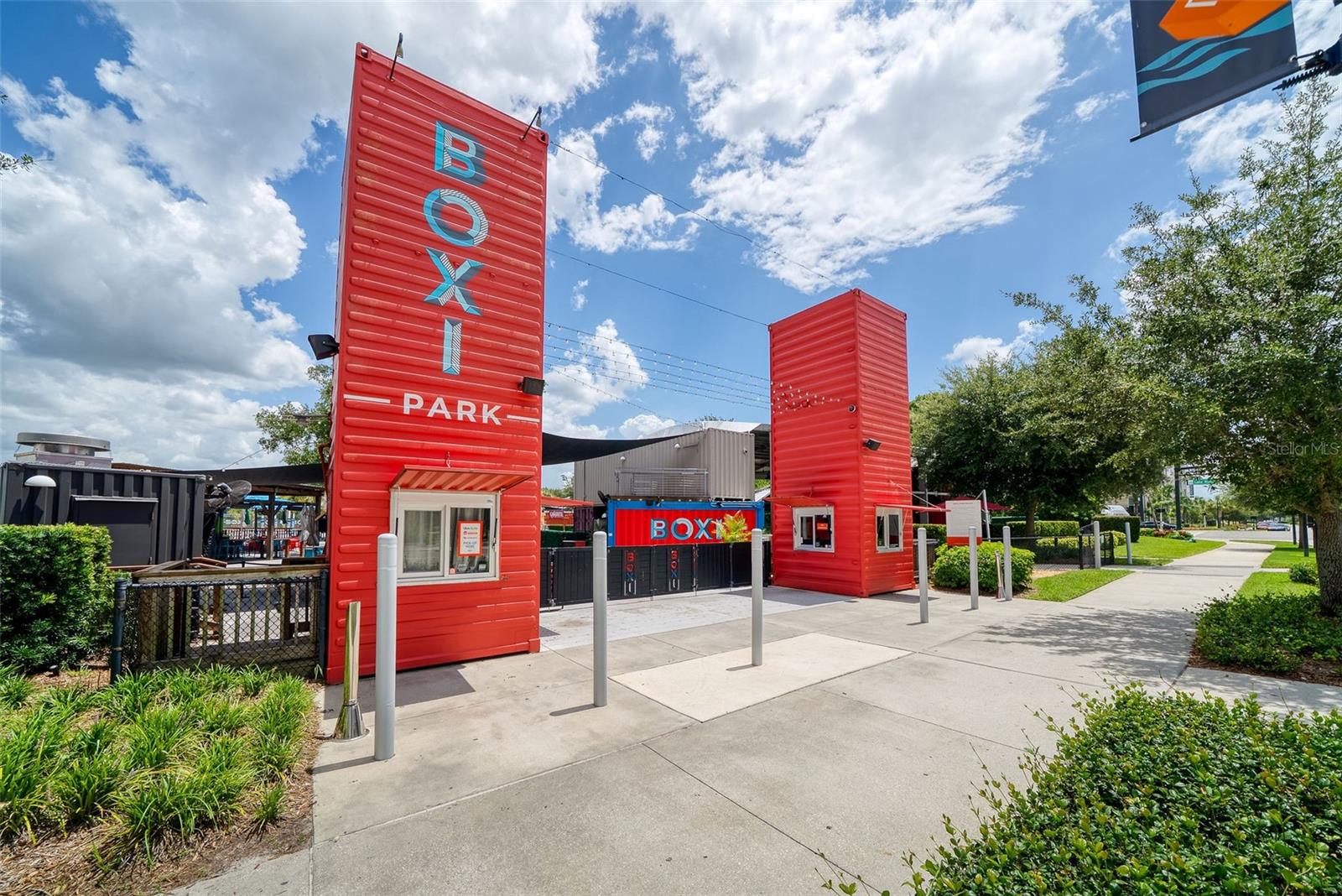 LAUREATE PARK - Residential