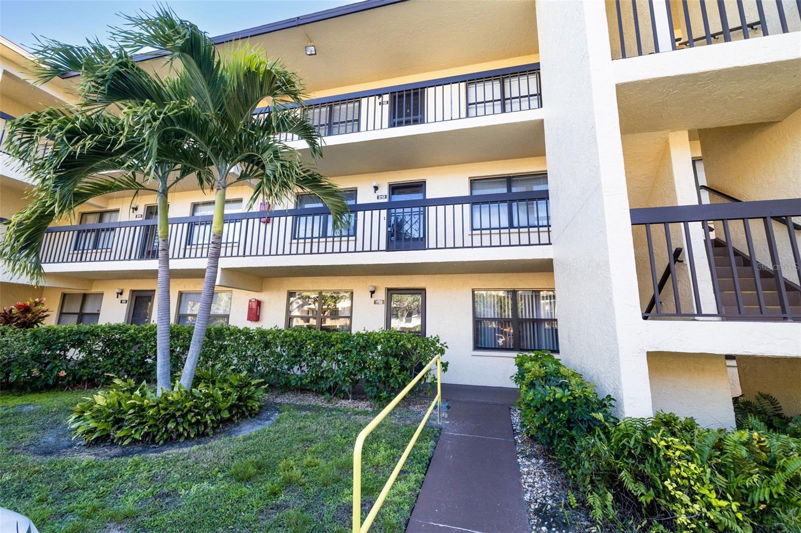 Welcome to DeSoto Square Villas, a highly sought-after 55+ gated community in the heart of Bradenton, Florida—where comfort, convenience, and an active lifestyle come together.

This ground-floor unit offers easy, no-stairs access and a functional layout designed for everyday living and seasonal enjoyment. Inside, you’ll find a bright and inviting living space, a well-appointed kitchen with warm cabinetry and tile backsplash, and a spacious bedroom complemented by a large walk-in closet for added storage. The bathroom features a clean, practical design with an updated vanity and walk-in shower. The separate living/dining room has a Luxury sofa Bed which will guarantee your overnight guests will be most happy.  Put up a screen and you have a separate bedroom with bath for the guests

Step outside and experience what truly sets this community apart. Enjoy peaceful pond views with fountains, beautifully maintained landscaping, and shaded walking paths that create a serene, park-like setting just outside your door.

DeSoto Square Villas is known for its strong sense of community and impressive amenities, including a heated resort-style pool, tennis and shuffleboard courts, fitness room, clubhouse, and social spaces designed for gathering and connection. Whether you’re staying active or simply relaxing in the Florida sunshine, there’s something here for everyone. These units have withstood many hurricanes and the owner stayed in the last three with no problems.  These buildings are strong.

Conveniently located near shopping, dining, medical facilities, and just a short drive to the world-famous Gulf Coast beaches, this property offers both accessibility and lifestyle.

If you’ve been searching for affordable Florida living in a welcoming 55+ community, this is an opportunity you won’t want to miss.