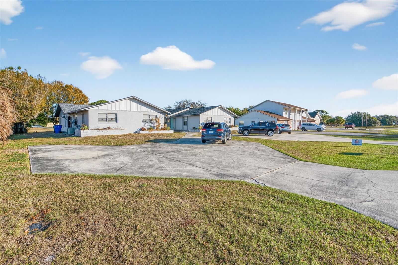 SPRING LAKE SEC 01 - Residential Income