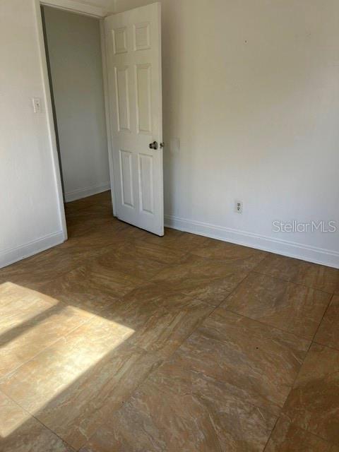 LINCOLN ESTATES 1ST ADD - Residential Lease