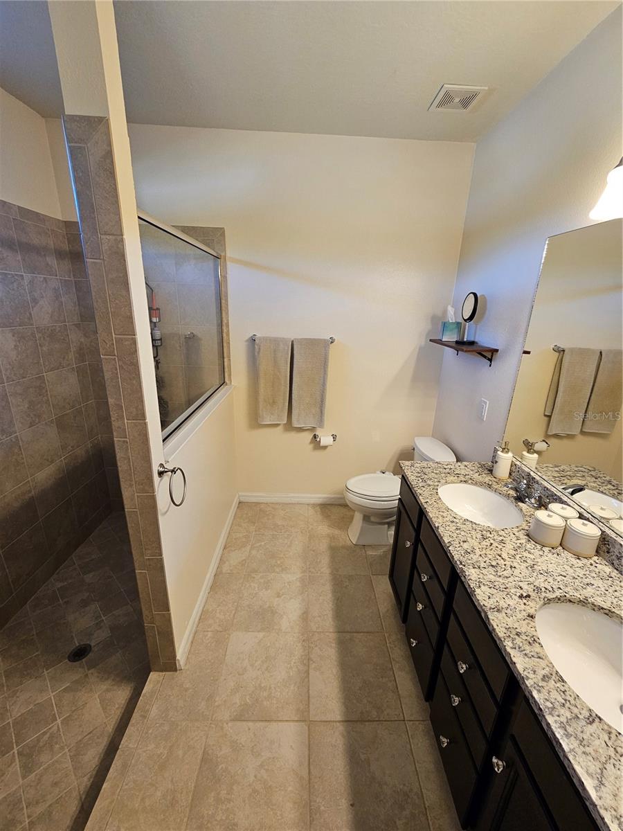 BAYRIDGE - Residential Lease