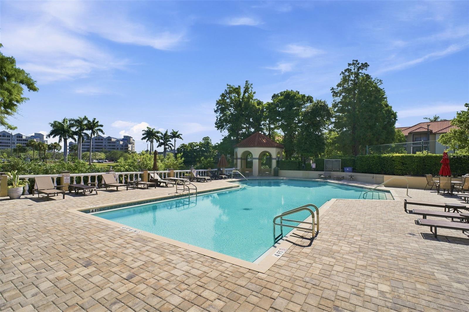 AUDUBON CONDO AT FEATHER SOUND - Residential
