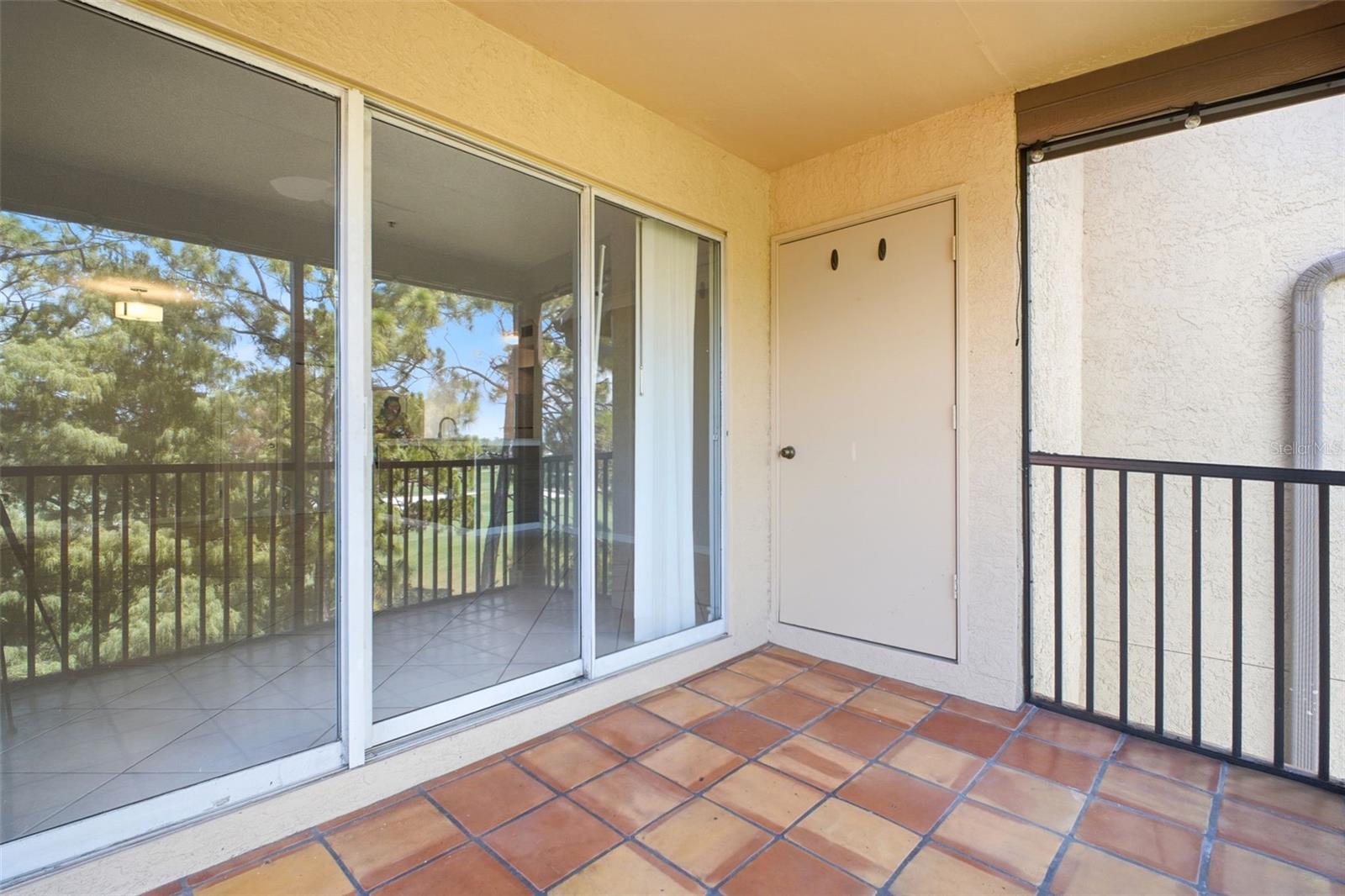 AUDUBON CONDO AT FEATHER SOUND - Residential
