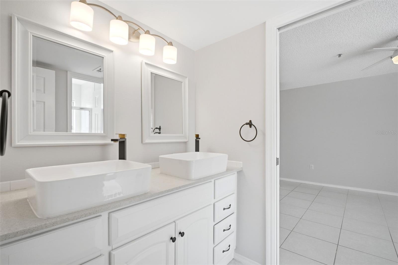 AUDUBON CONDO AT FEATHER SOUND - Residential