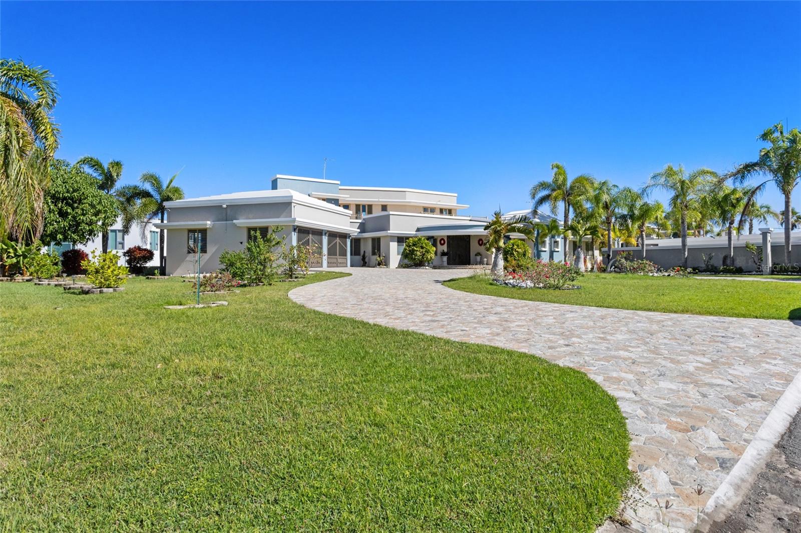 URB. MIRADOR DEL CIELO - Residential
