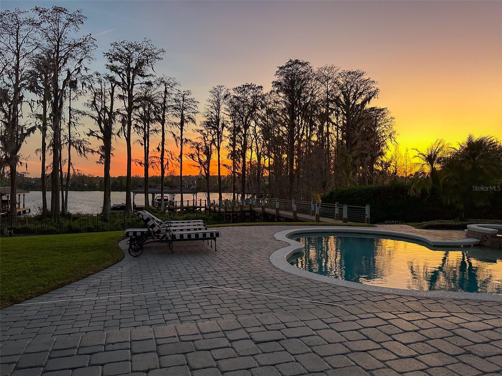 KEENES POINTE UT 04 SEC 29 48 82 - Residential