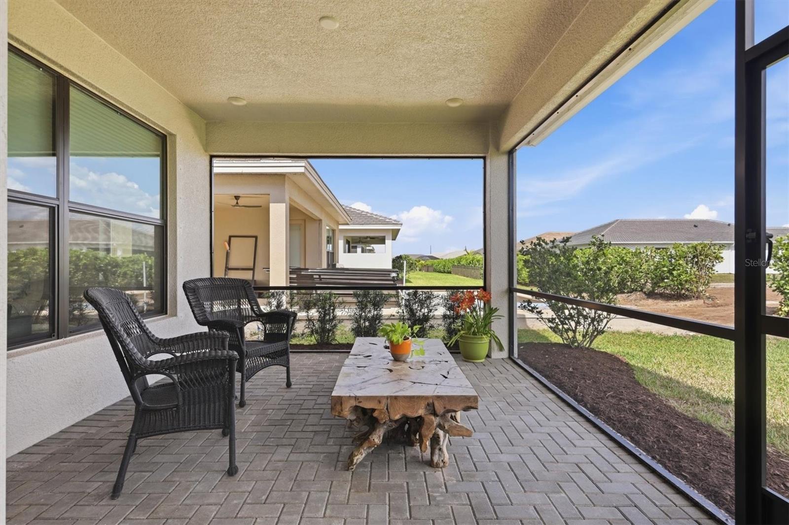 CRESSWIND PH III - Residential