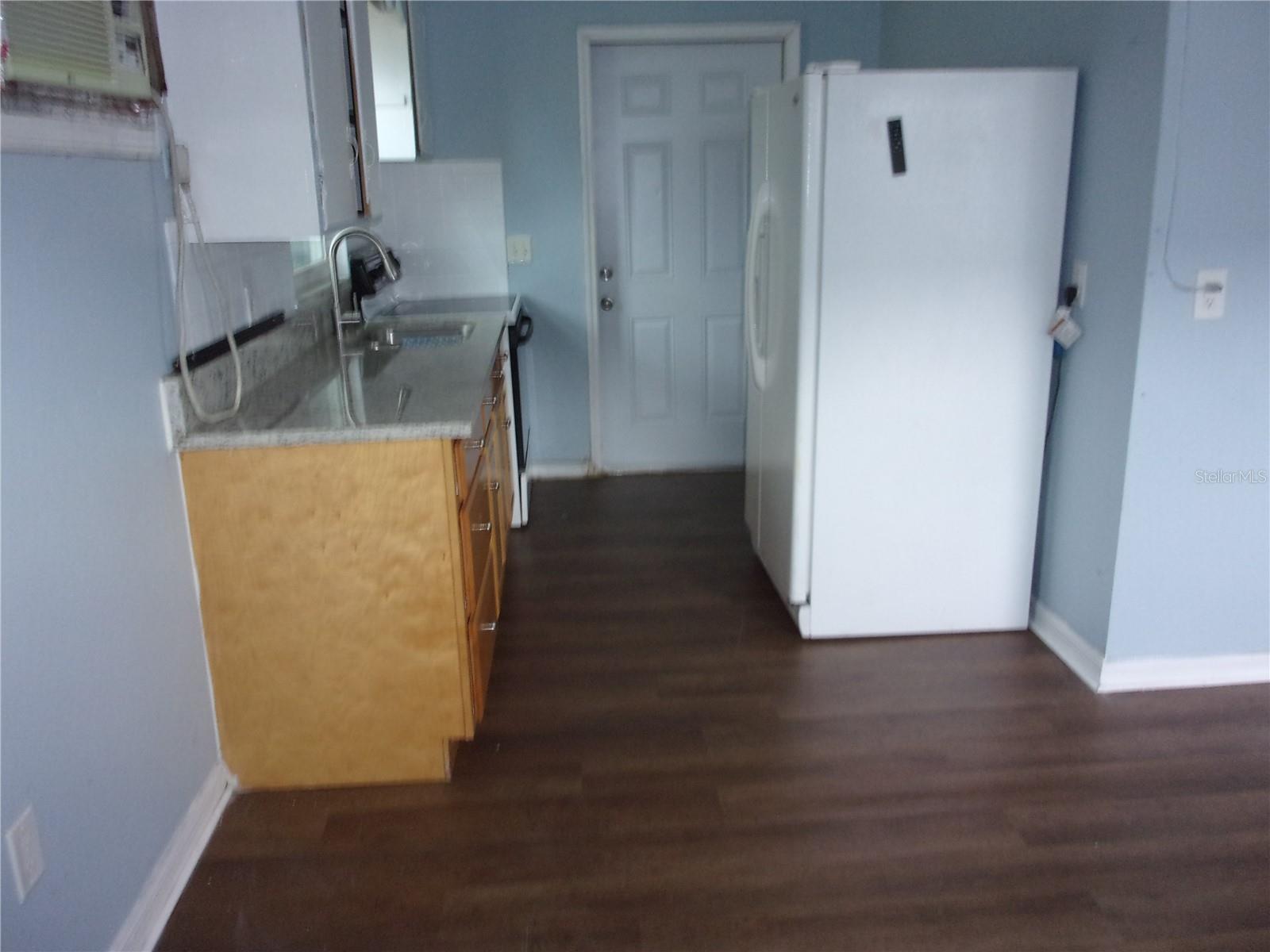 CITY ZEPHYRHILLS - Residential Lease