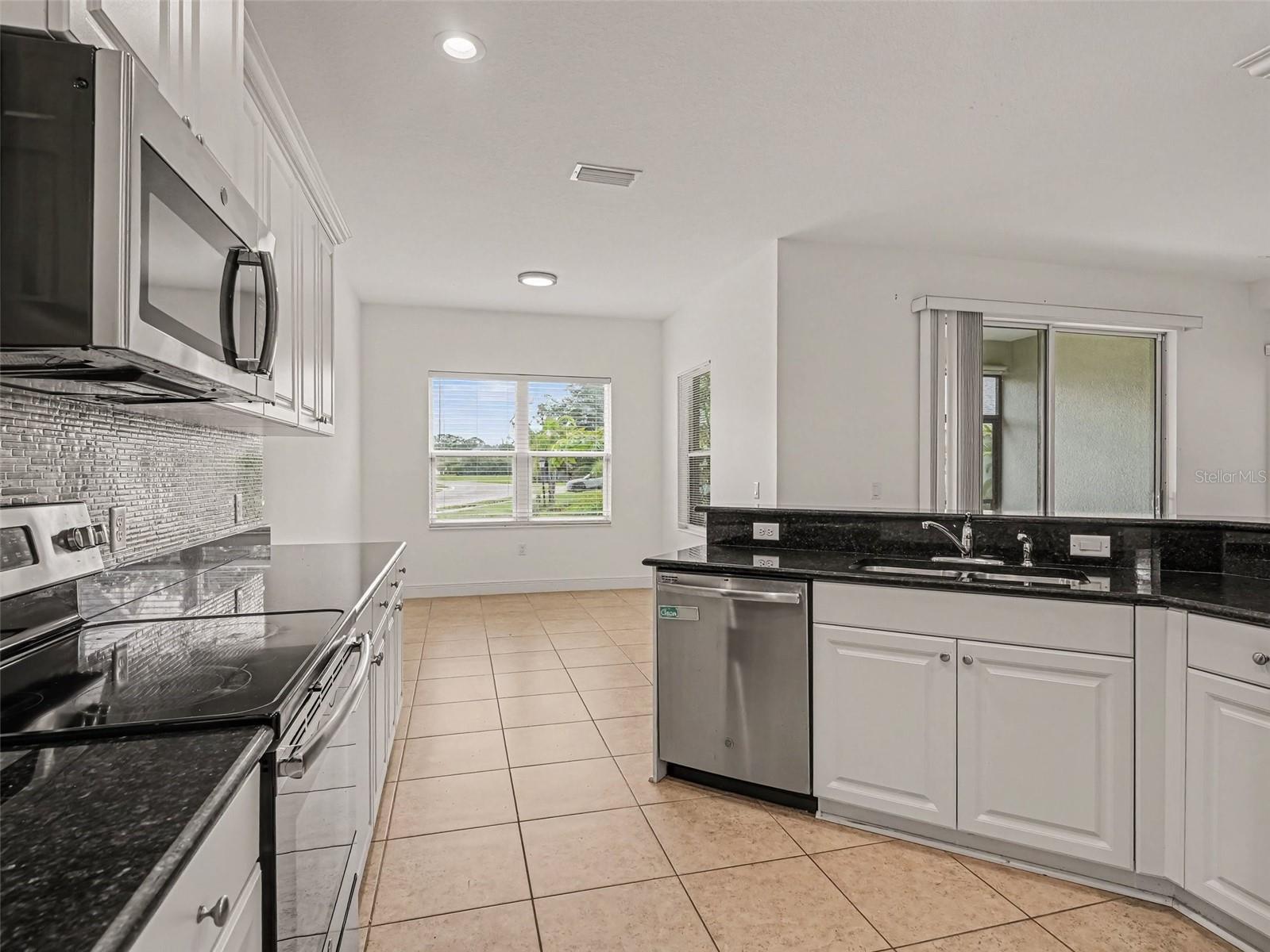 RIDGE AT CROSSING CREEK PH II - Residential