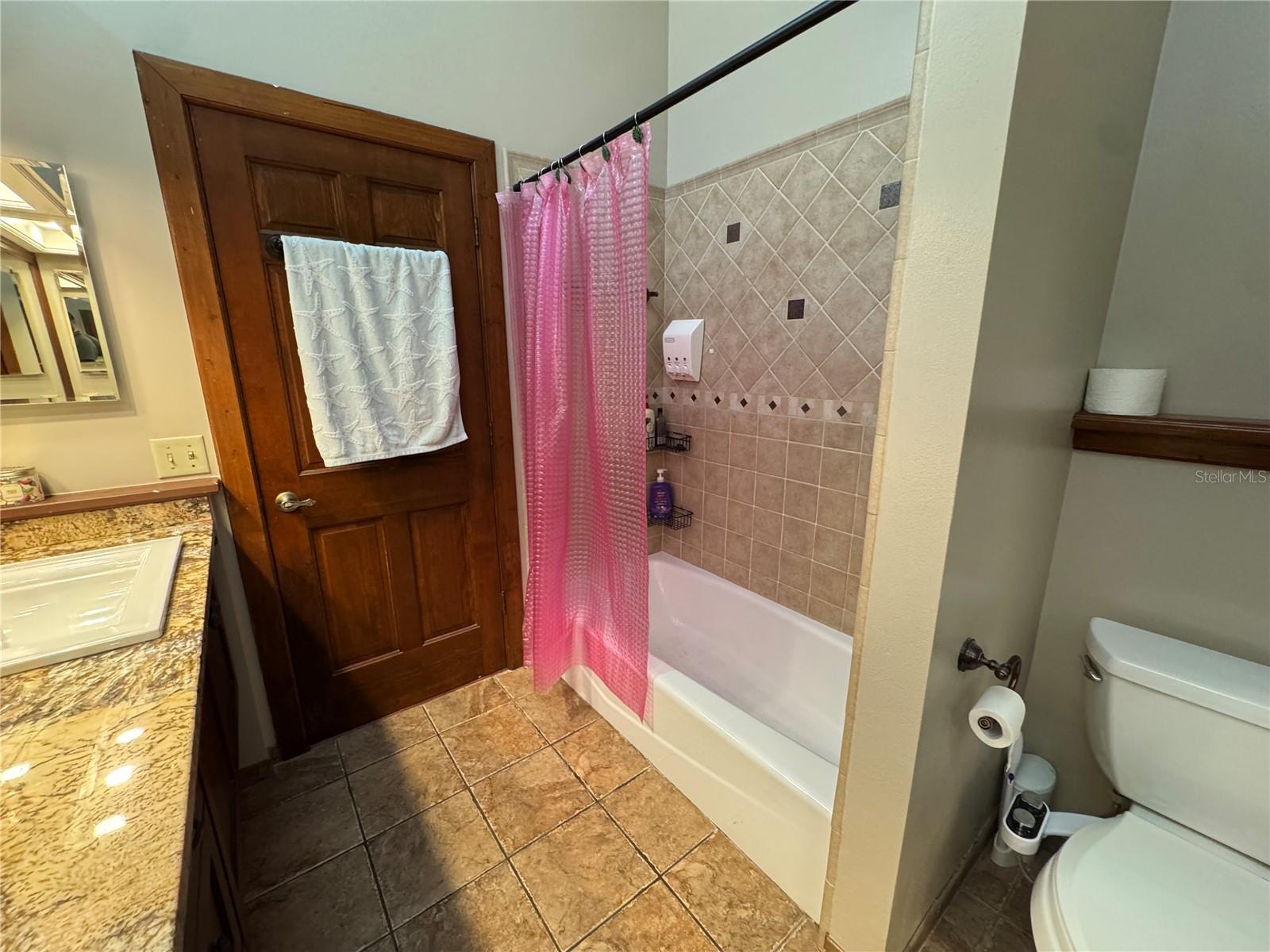 BAHAMA RANCHES - Residential