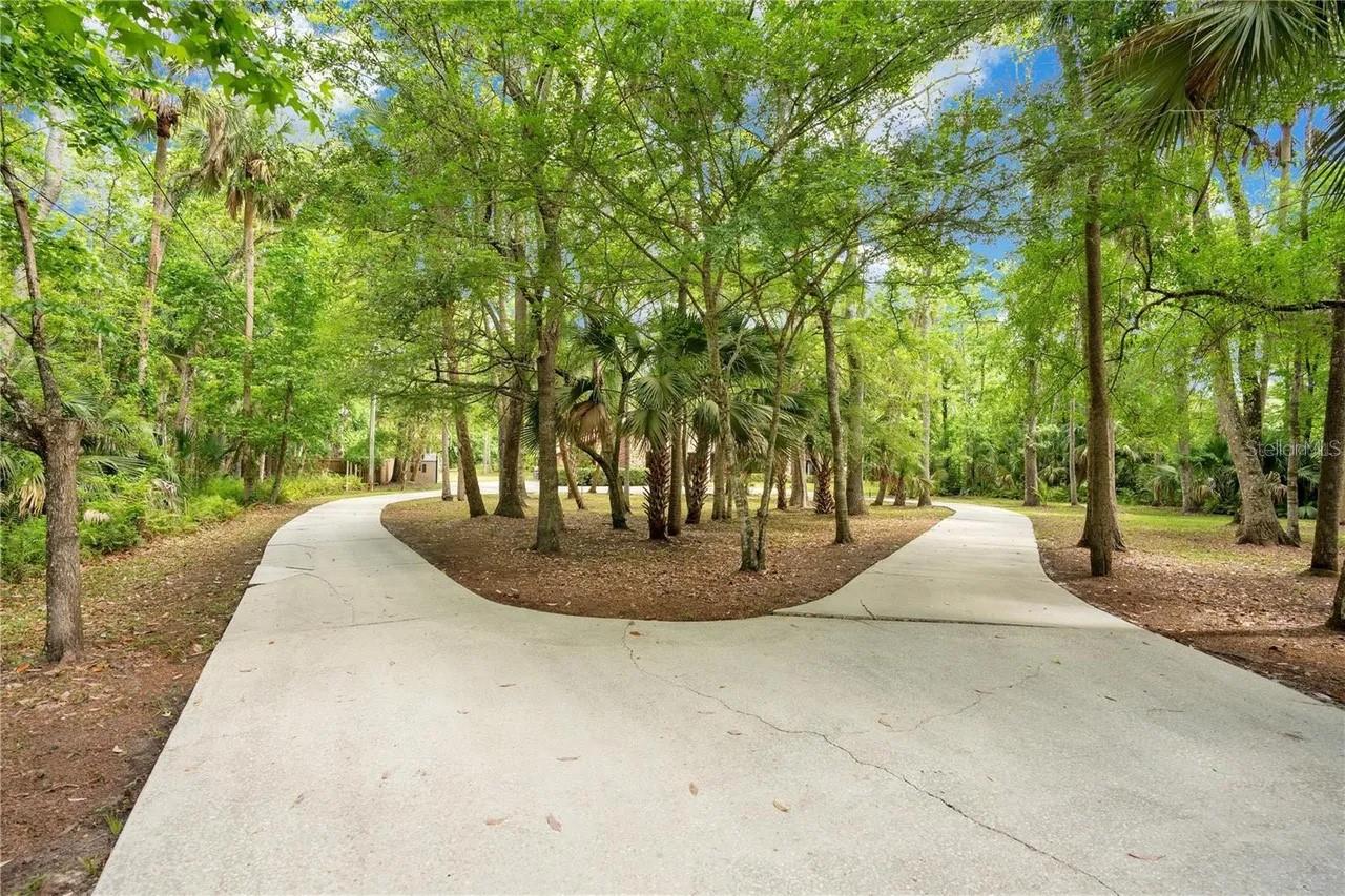BAHAMA RANCHES - Residential
