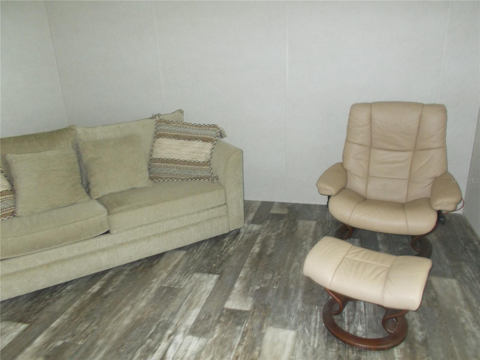 HOLIDAY PARK - Residential