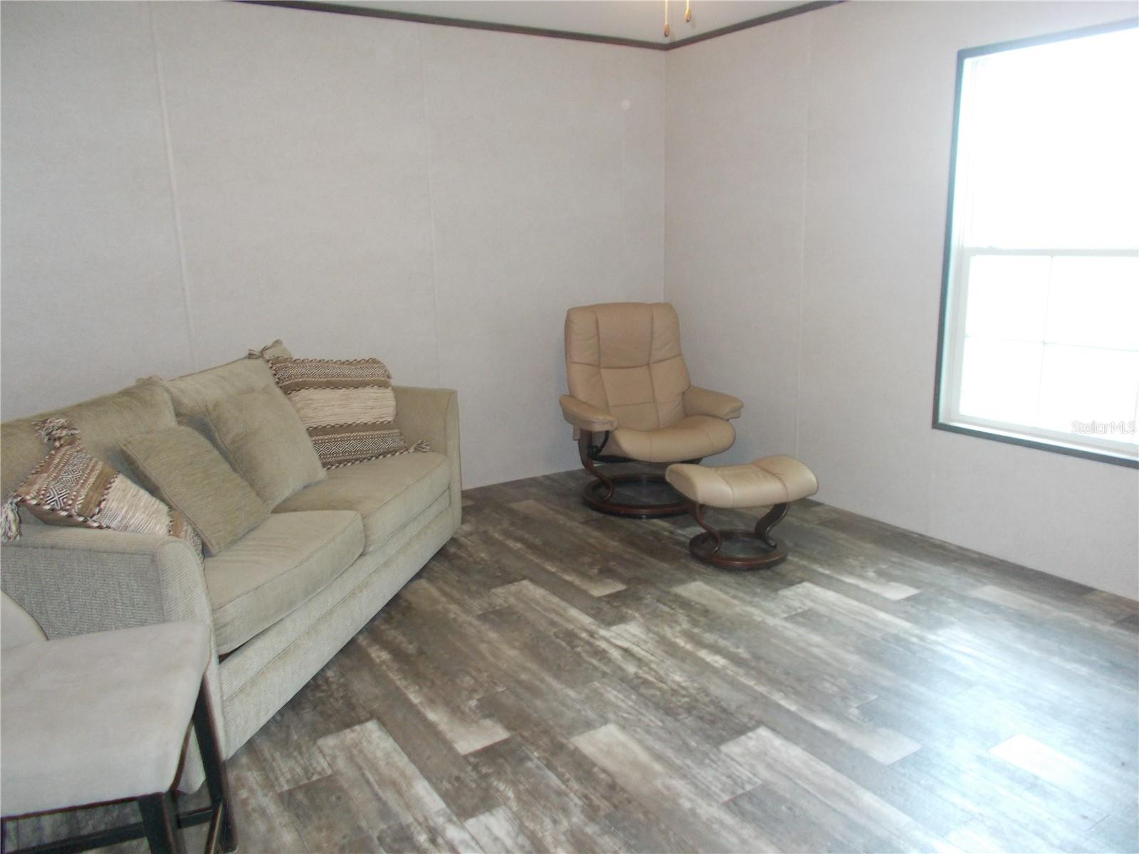 HOLIDAY PARK - Residential