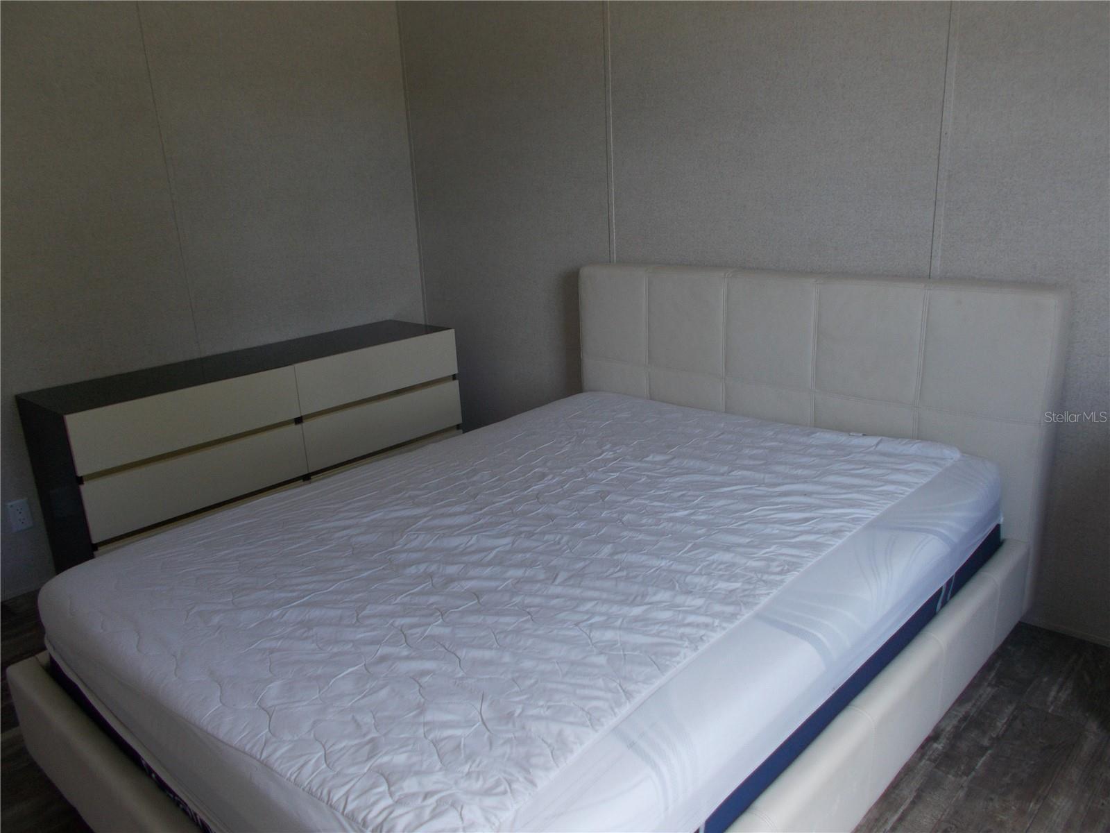 HOLIDAY PARK - Residential
