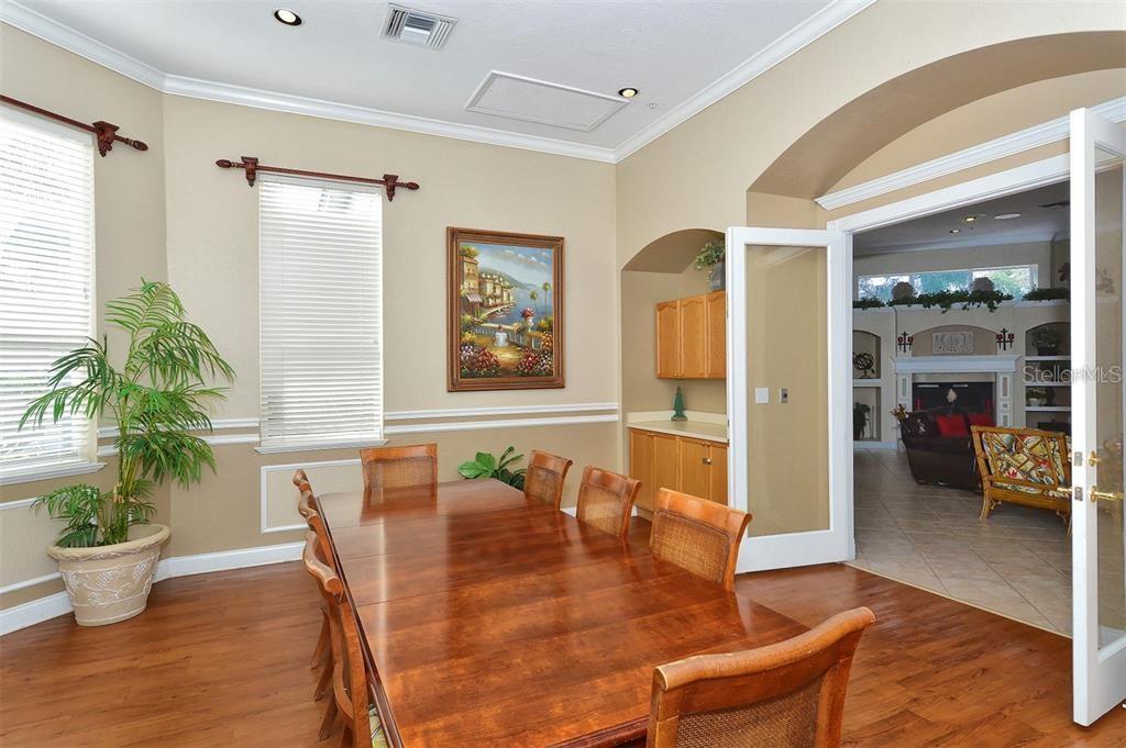 SERENADE ON PALMER RANCH - Residential Lease