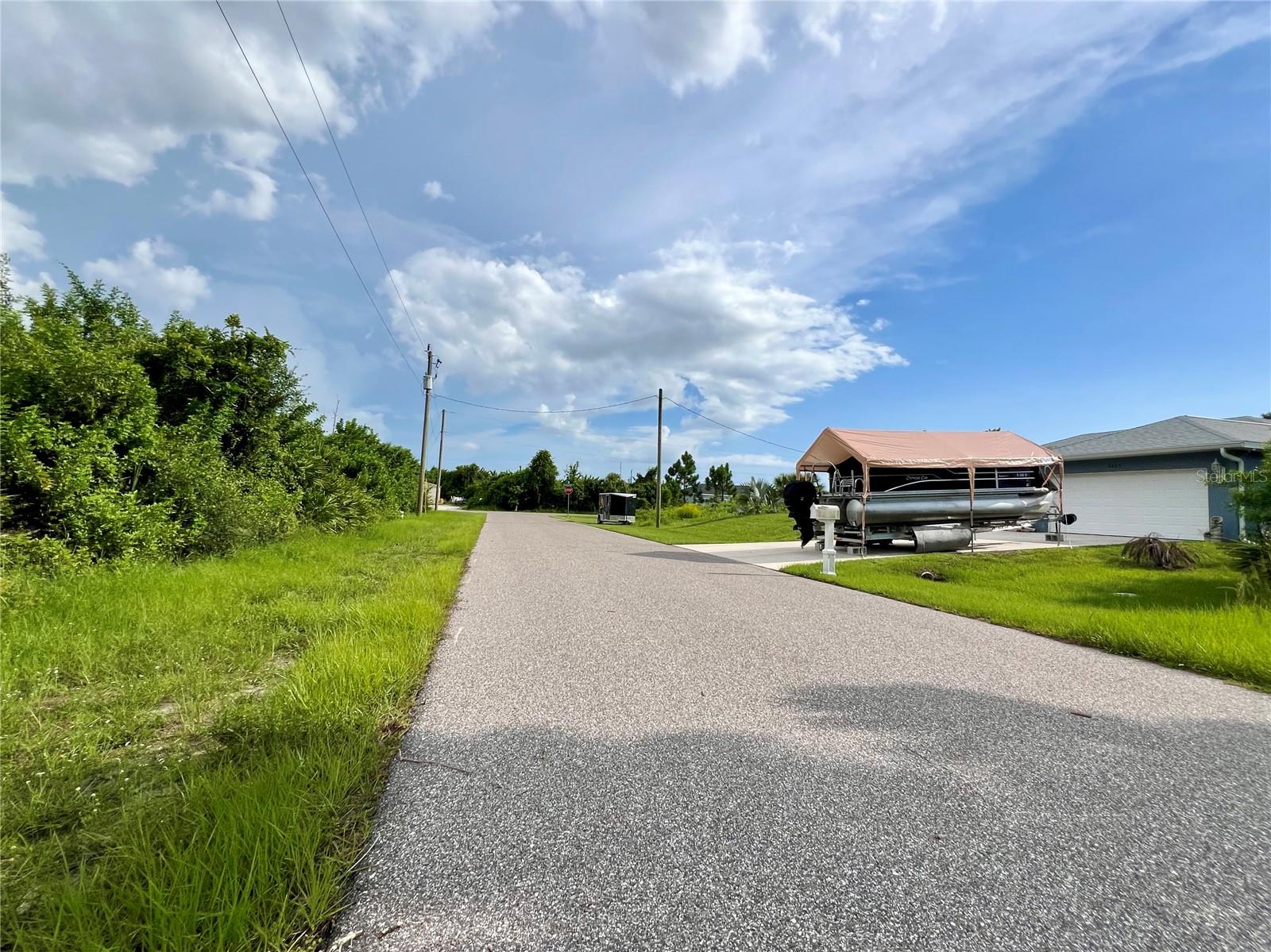 PORT CHARLOTTE SEC 052 - Land
