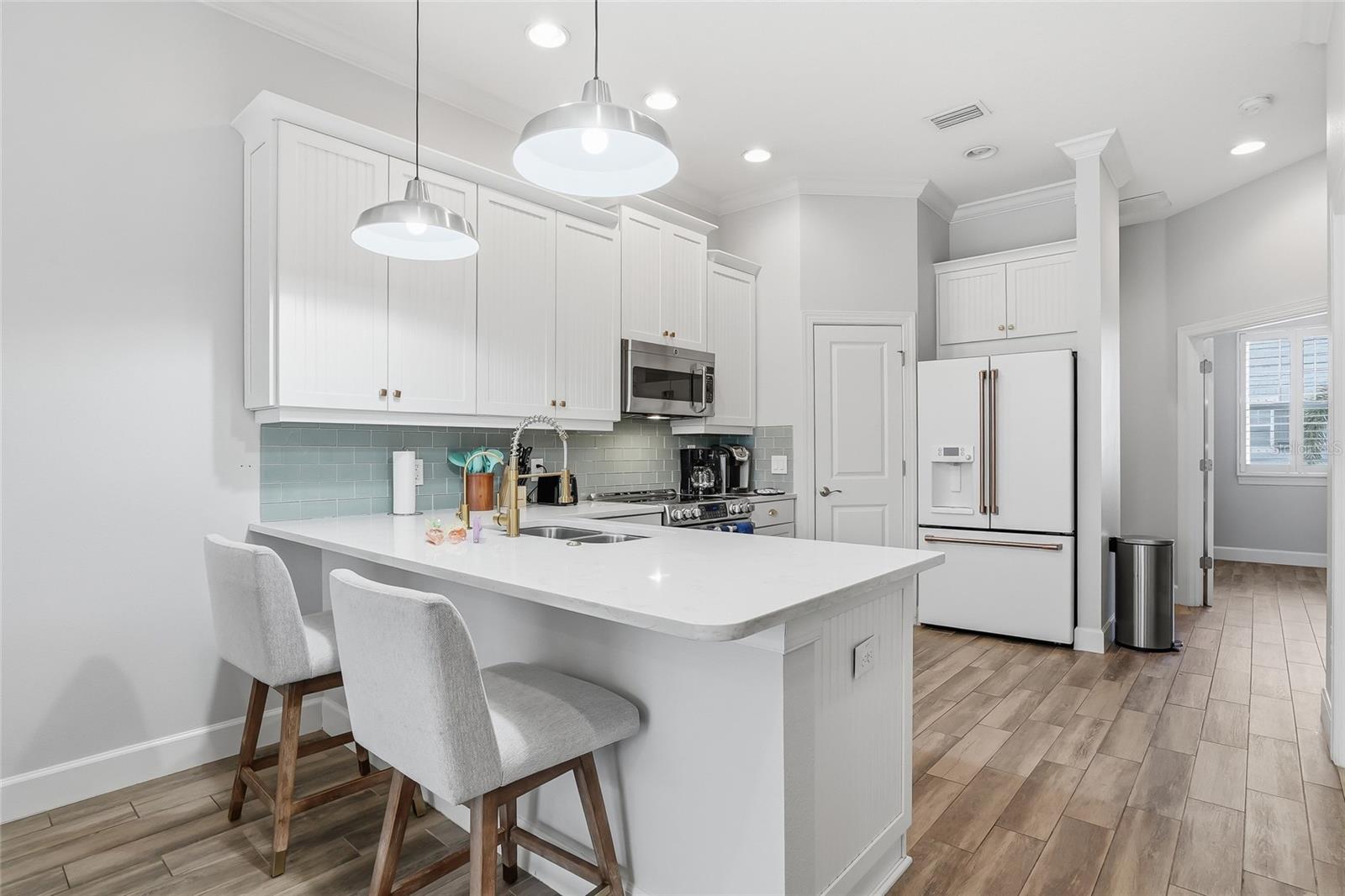TOWNHOMES AT LOGGERHEAD MARINA - Residential
