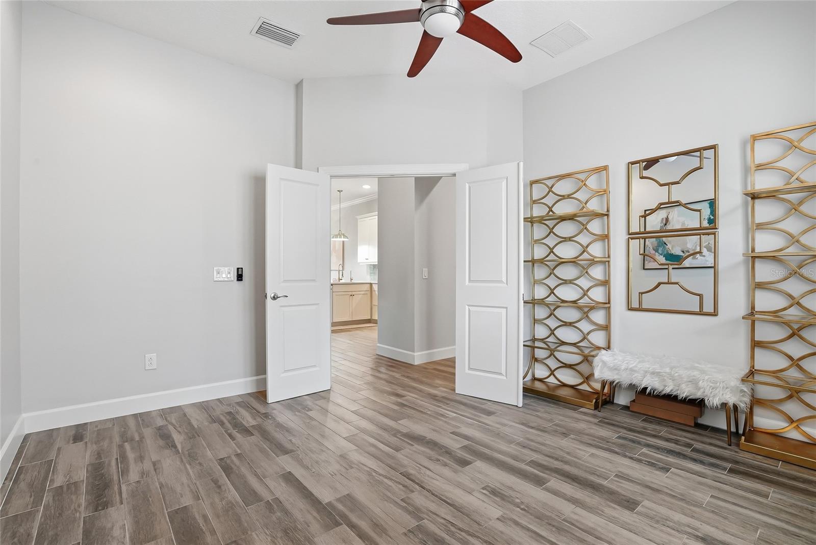 TOWNHOMES AT LOGGERHEAD MARINA - Residential