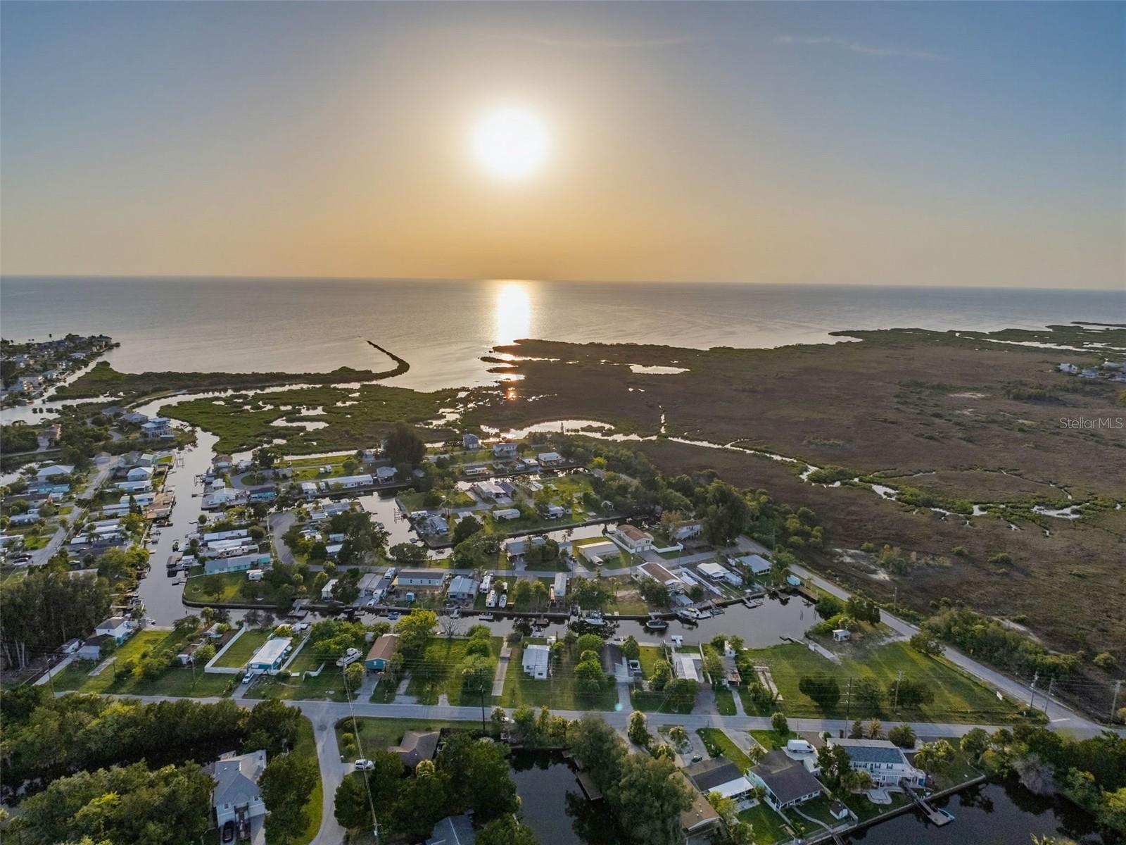 CAPE CAY - Land