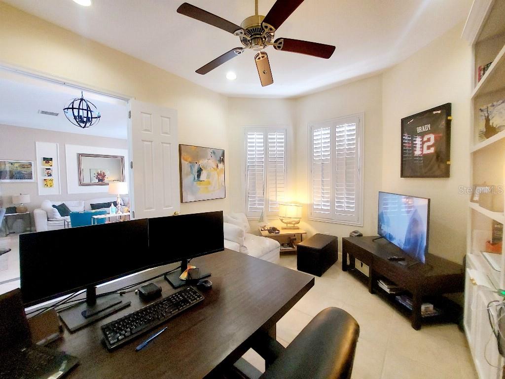 WESTCHASE SEC 305 & 306A - Residential