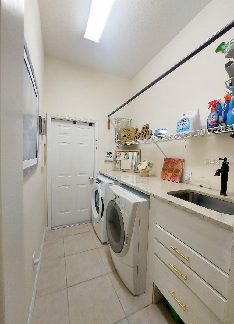 WESTCHASE SEC 305 & 306A - Residential