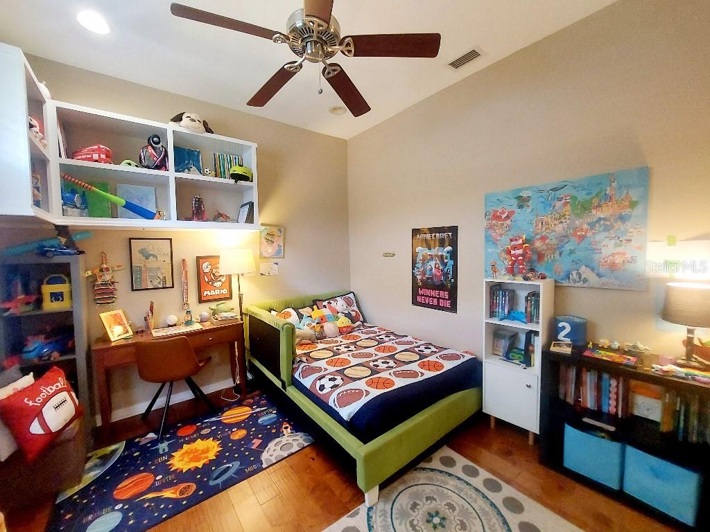 WESTCHASE SEC 305 & 306A - Residential