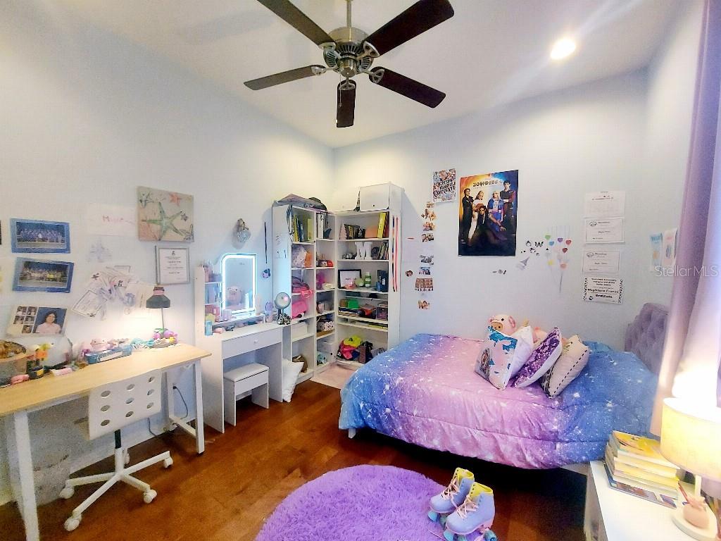 WESTCHASE SEC 305 & 306A - Residential