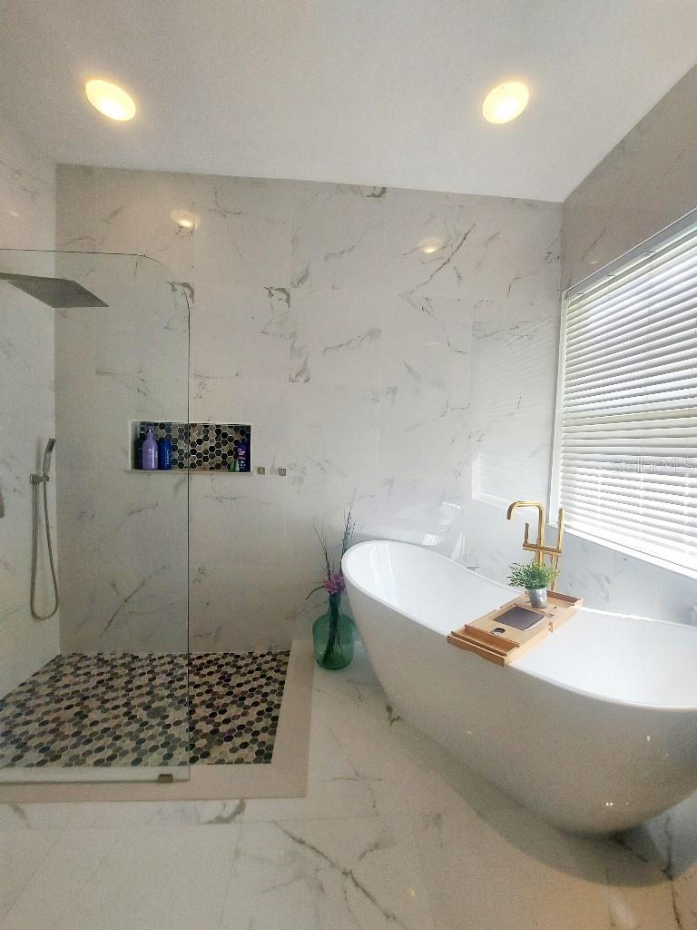 WESTCHASE SEC 305 & 306A - Residential