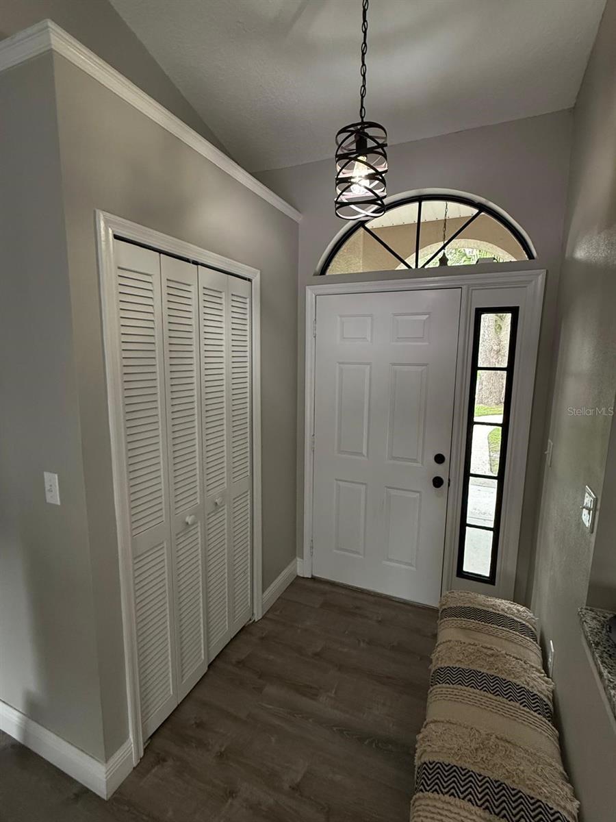 OAKS AT MILL RUN UNIT 2 THE - Residential