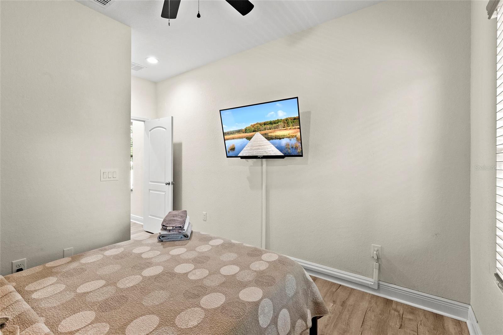 BANZA BANZA - Residential Lease