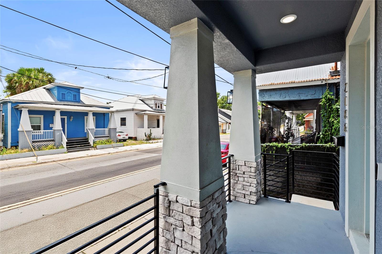 BANZA BANZA - Residential Lease