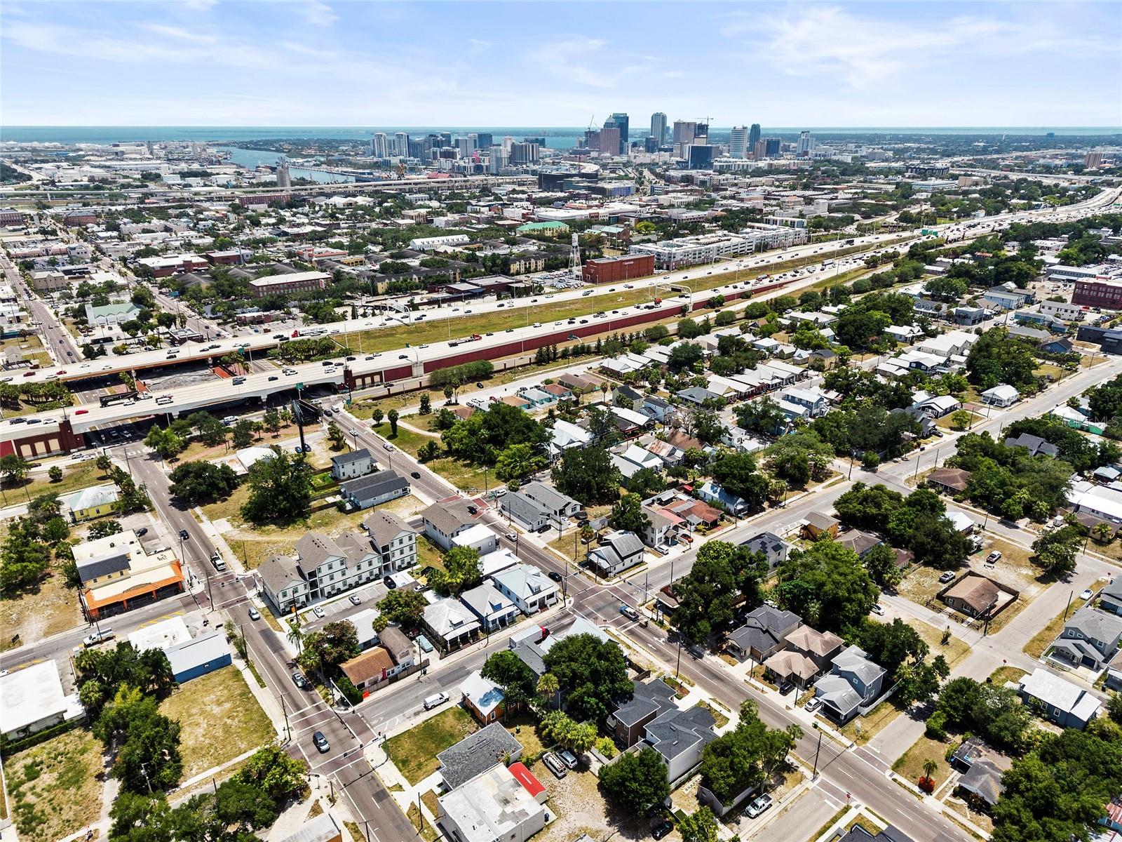 BANZA BANZA - Residential Lease