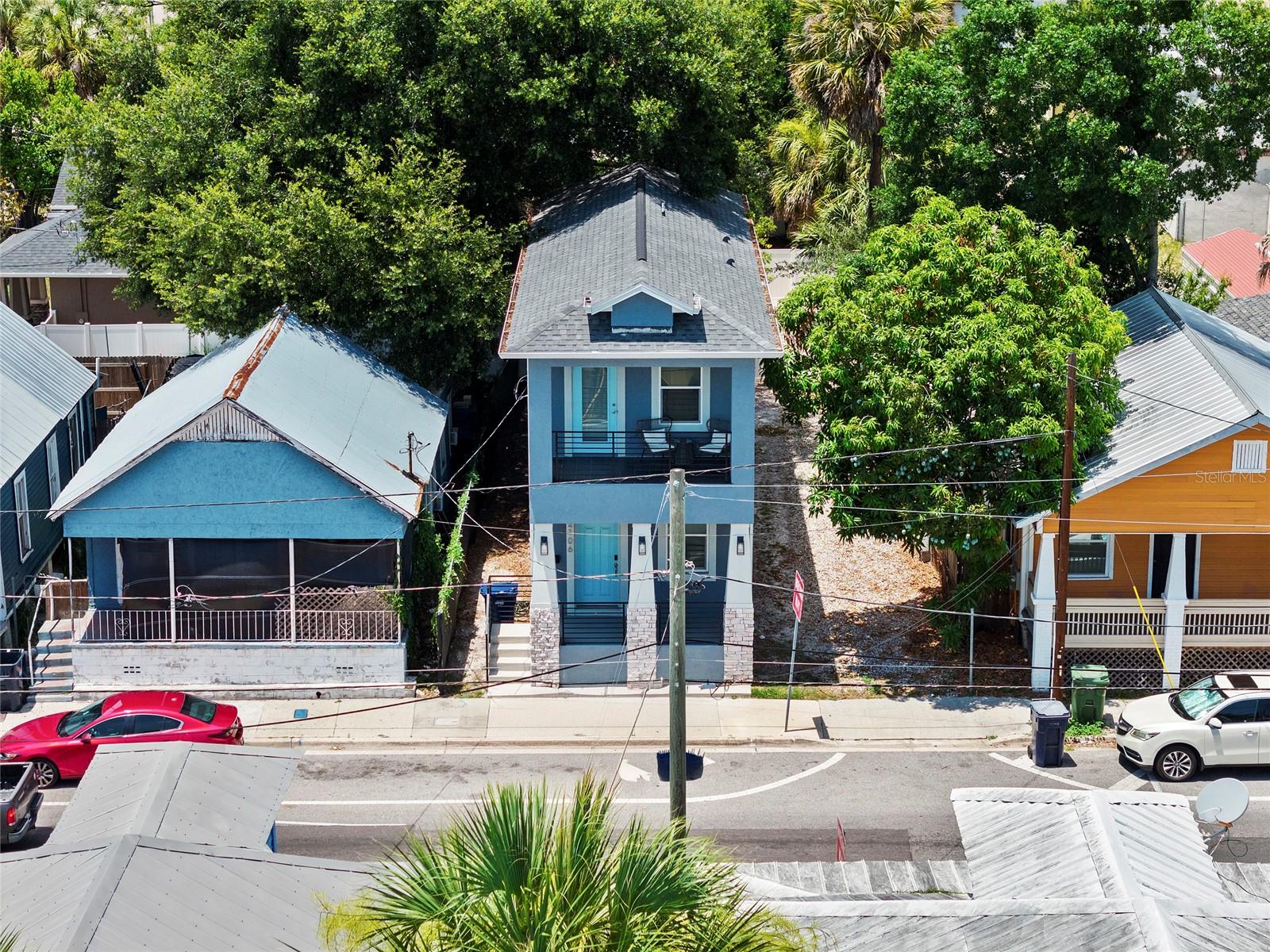 BANZA BANZA - Residential Lease