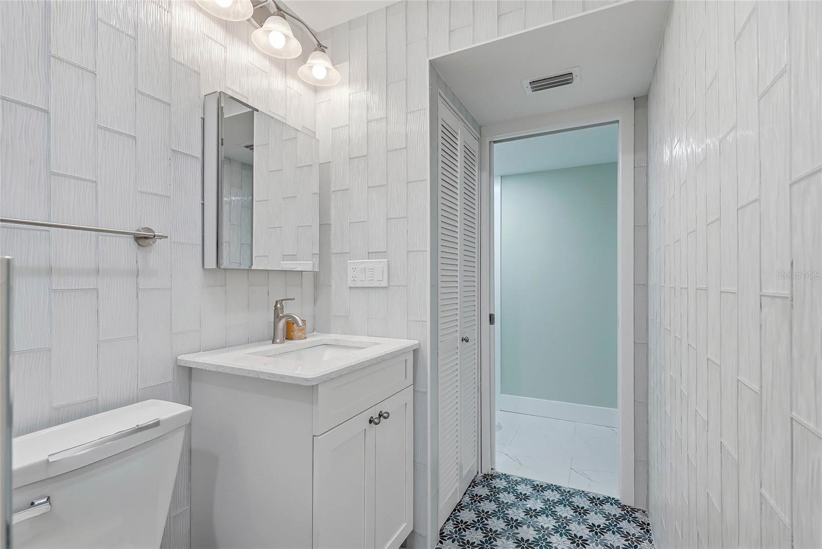 BURGUNDY UNIT ONE - Residential