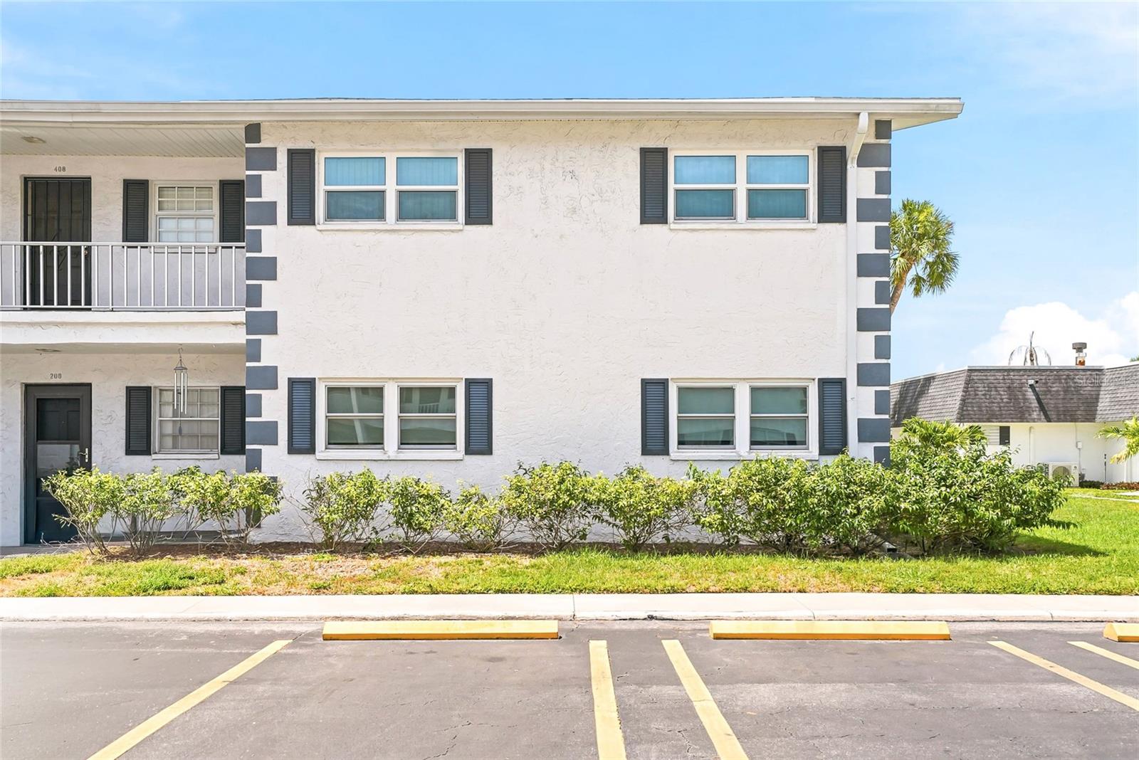 BURGUNDY UNIT ONE - Residential