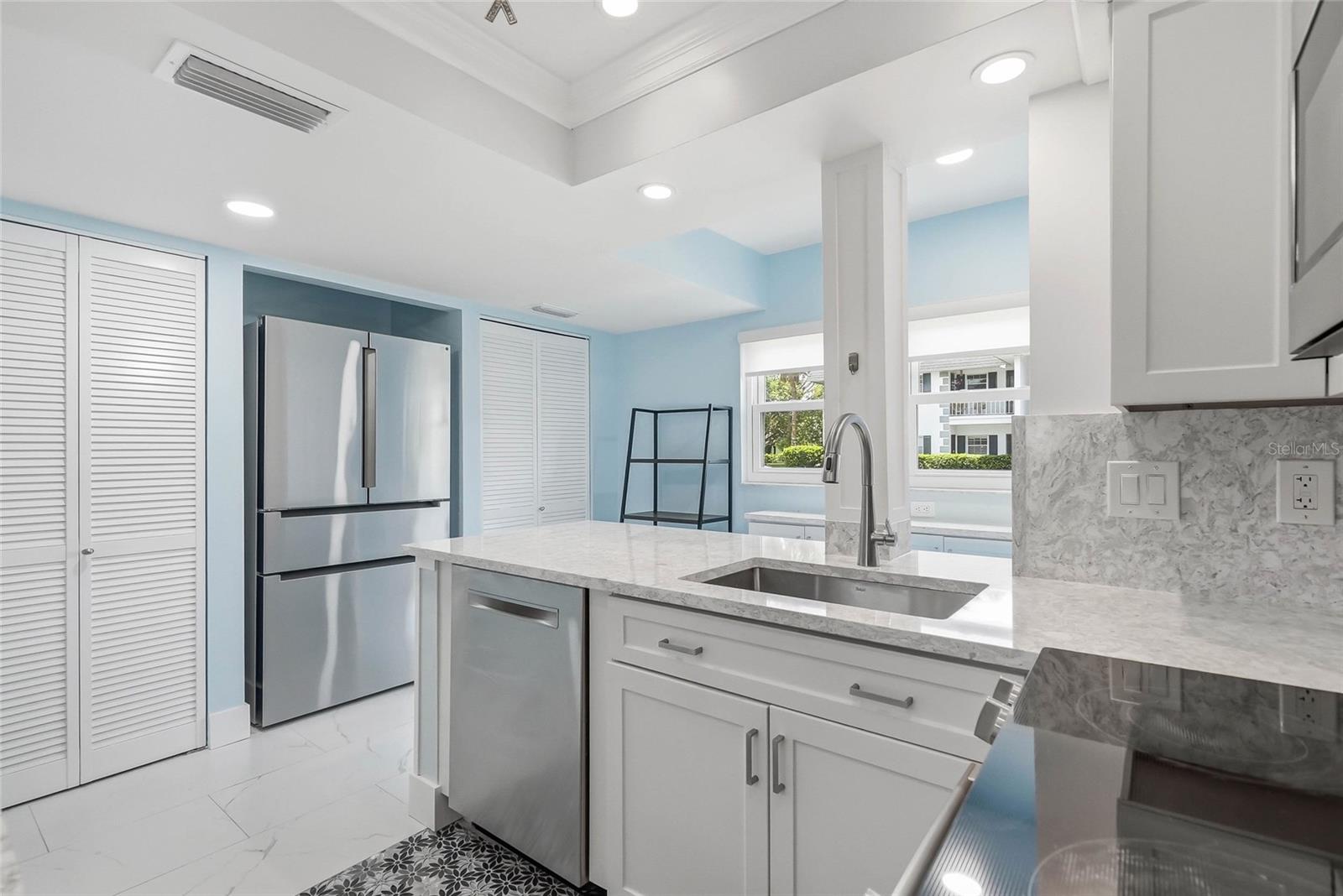 BURGUNDY UNIT ONE - Residential