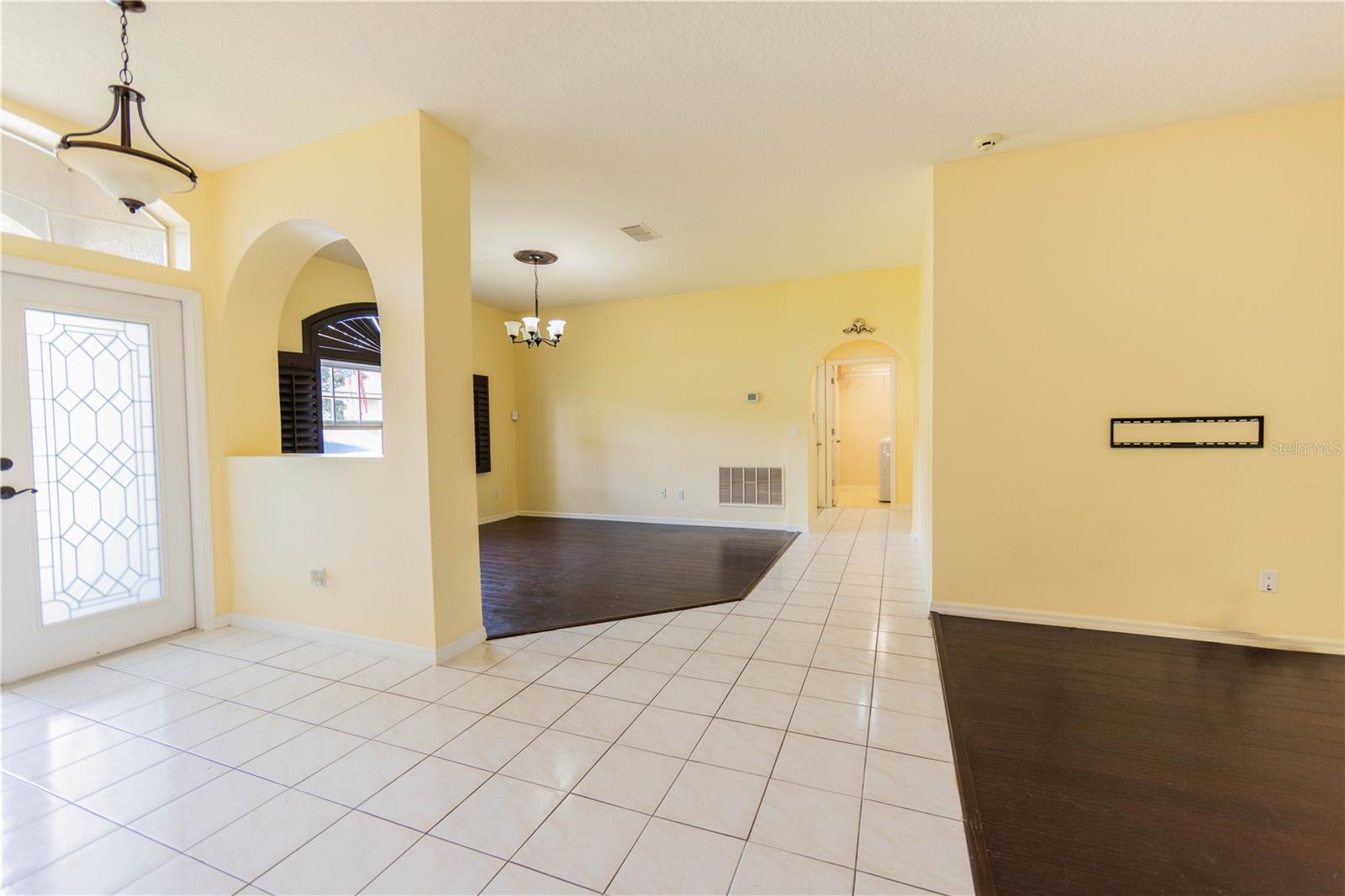 UNIVERSITY ESTATES - Residential