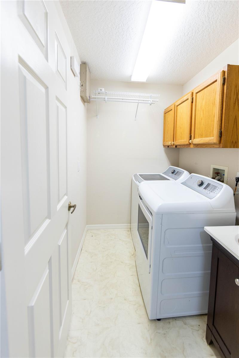 UNIVERSITY ESTATES - Residential