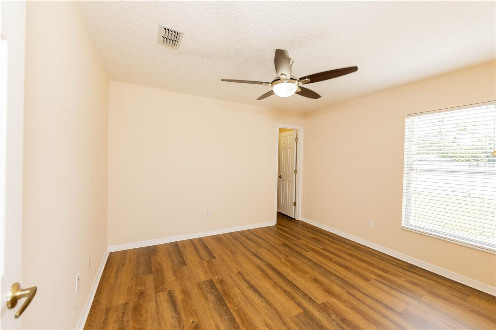 UNIVERSITY ESTATES - Residential
