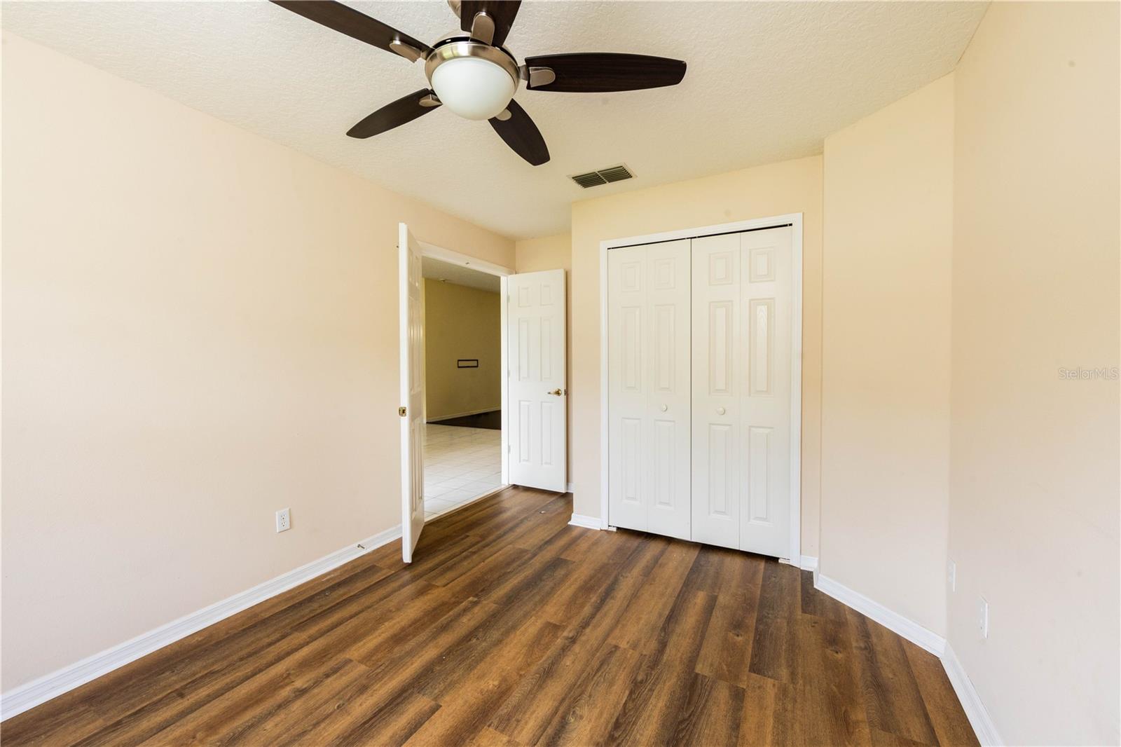 UNIVERSITY ESTATES - Residential
