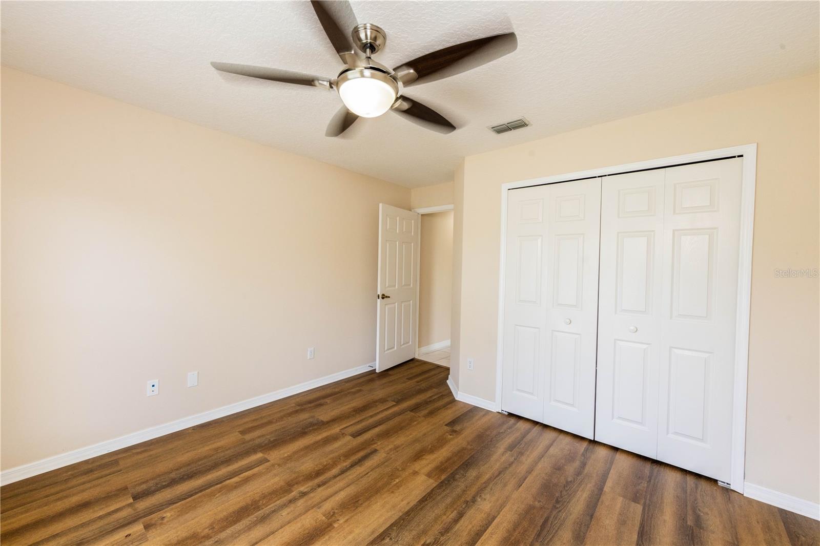 UNIVERSITY ESTATES - Residential