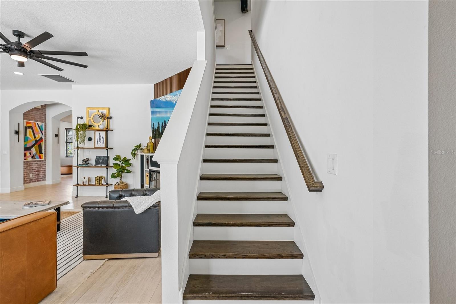 LA COLLINA PH 3 - Residential