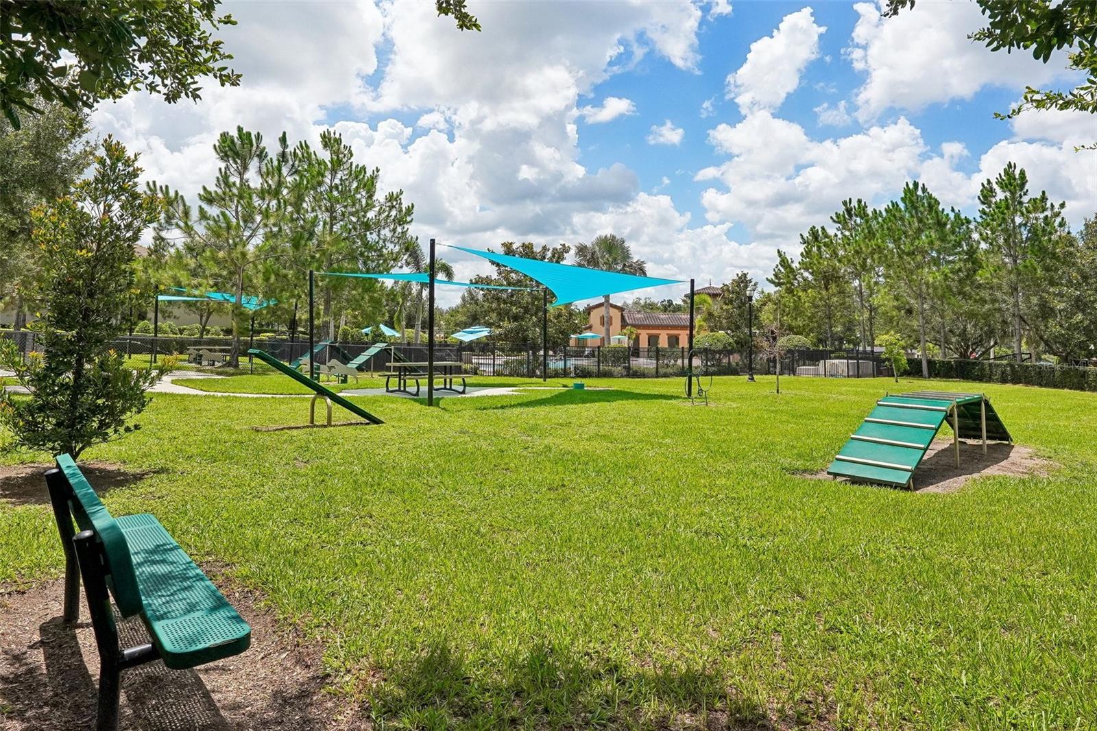 LA COLLINA PH 3 - Residential