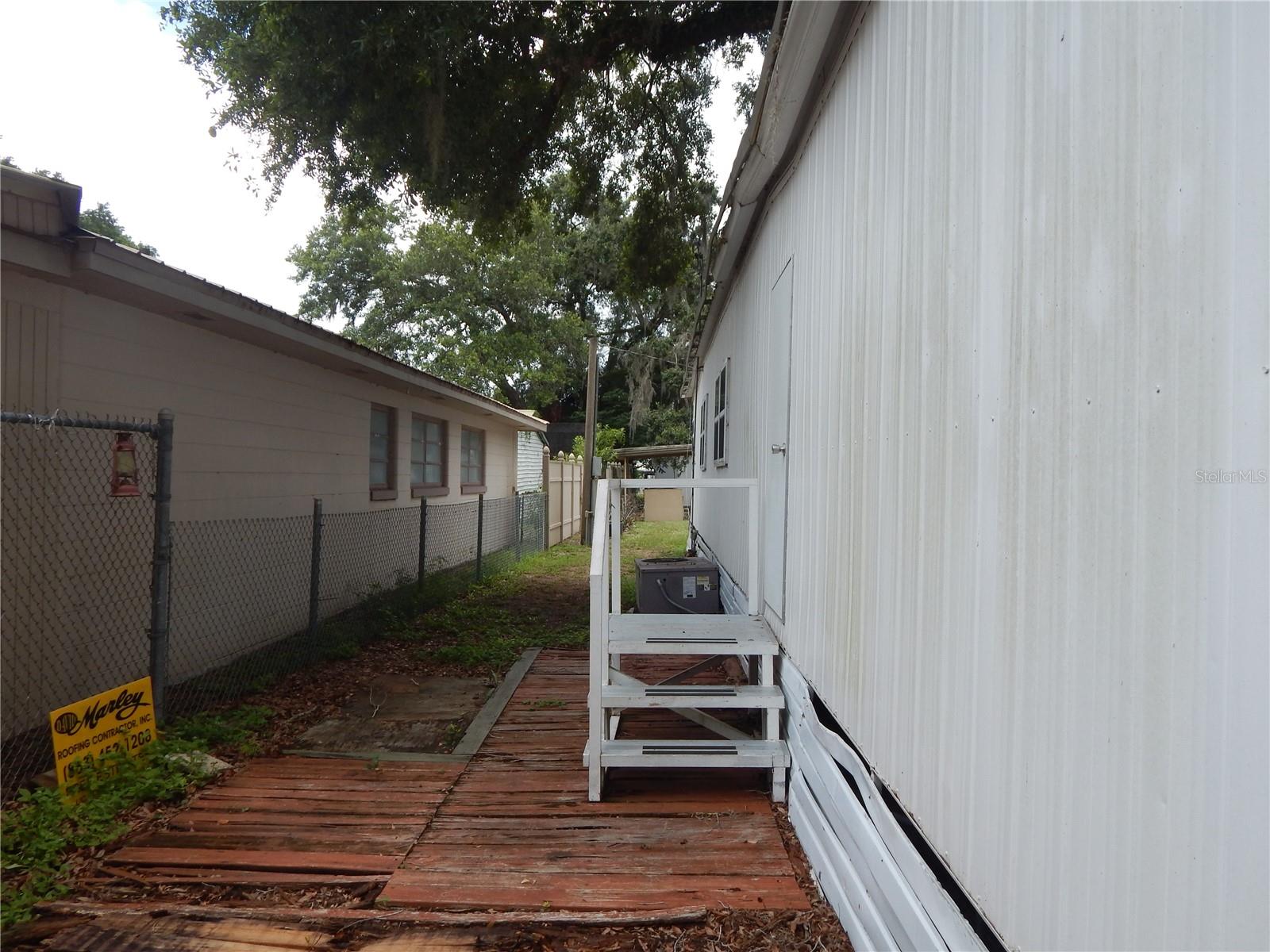 ANCHOR INN SUB - Residential