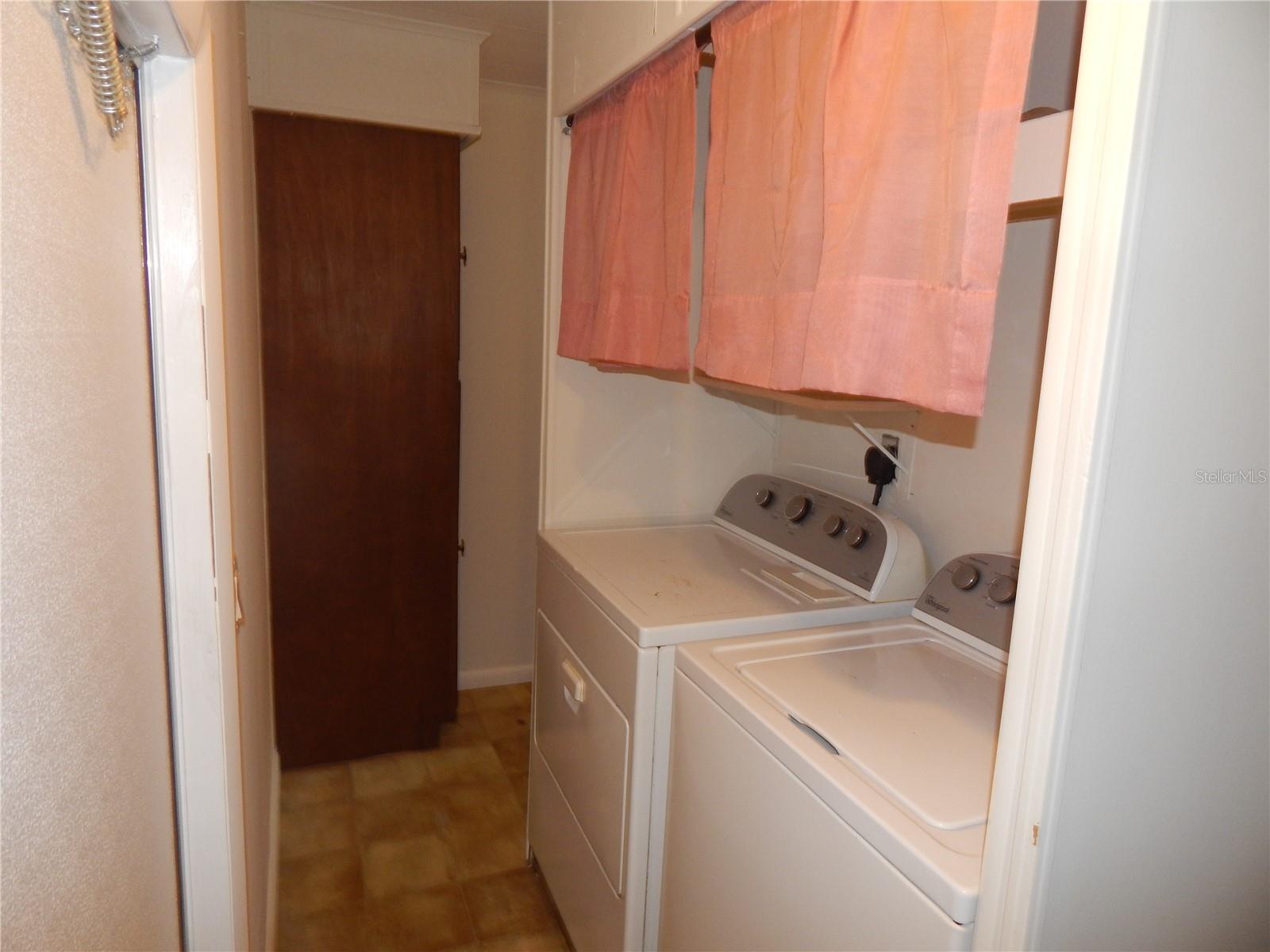 ANCHOR INN SUB - Residential