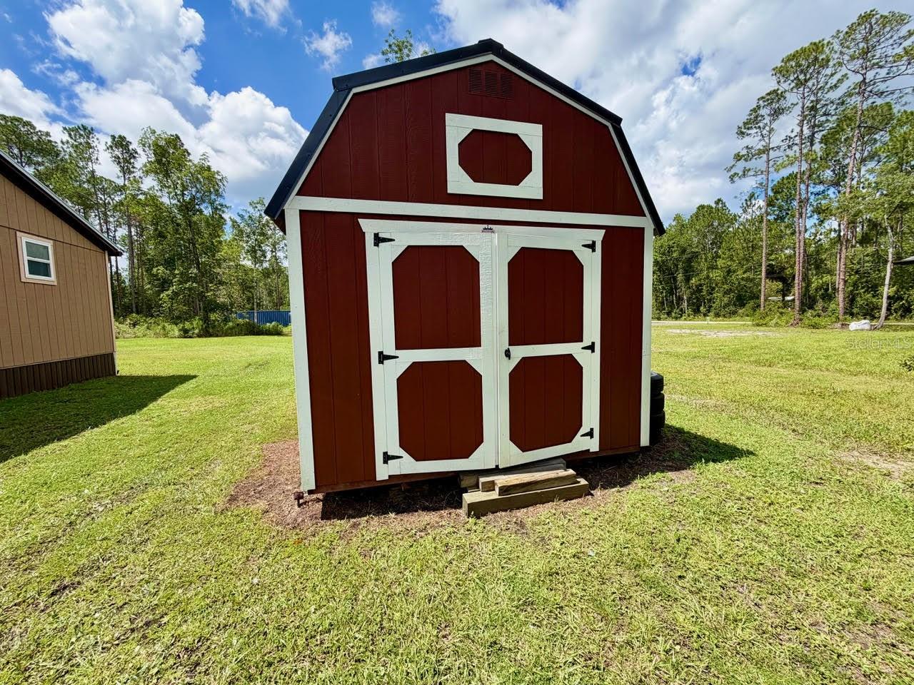 DAYTONA NORTH - Residential