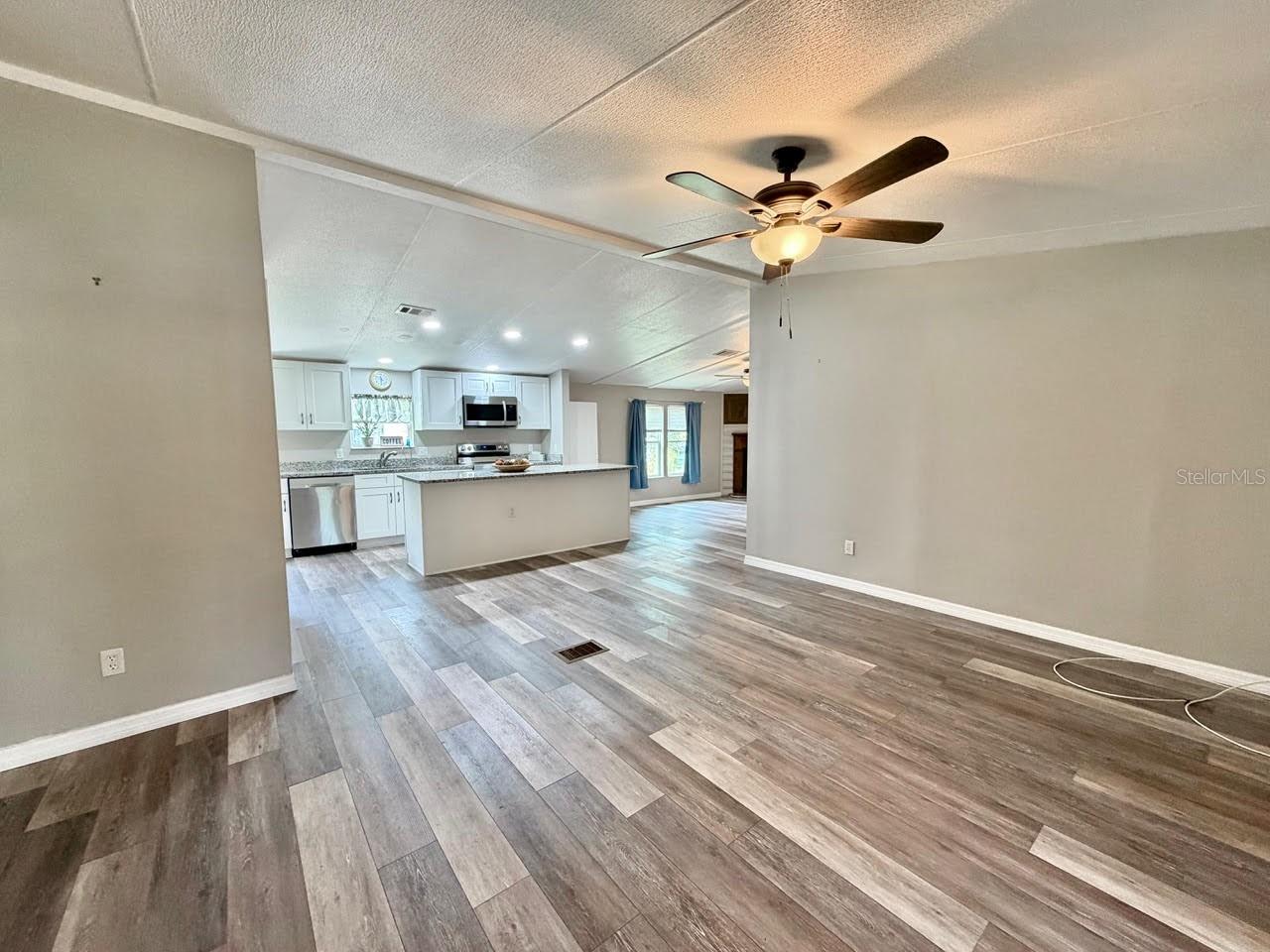 DAYTONA NORTH - Residential