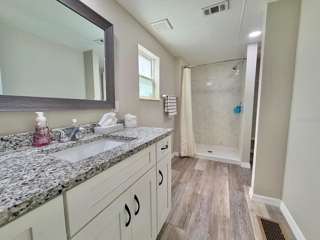 DAYTONA NORTH - Residential