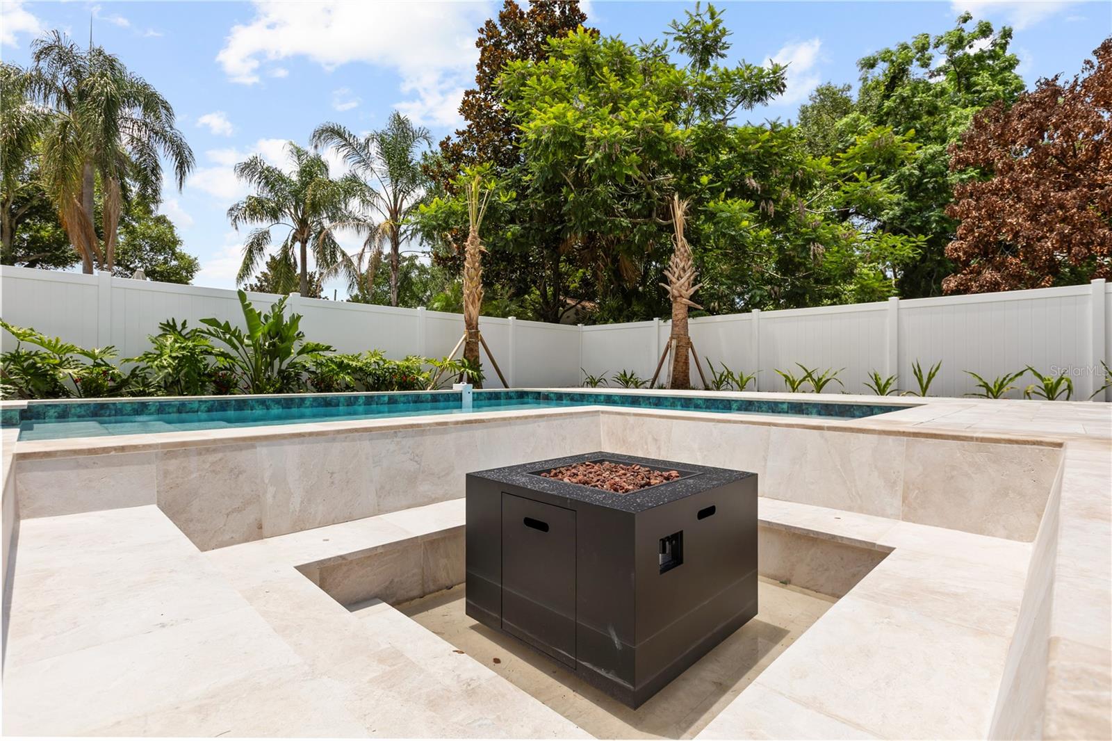 COLONIAL GARDENS REP - Residential
