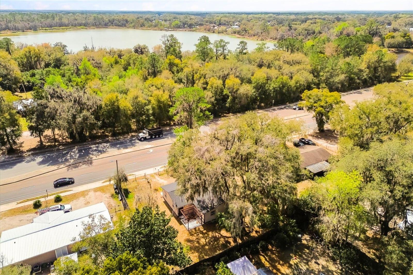 LAKE BREEZE ESTATES - Residential
